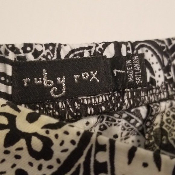 Ruby Rox Summer Dress - Picture 4 of 5